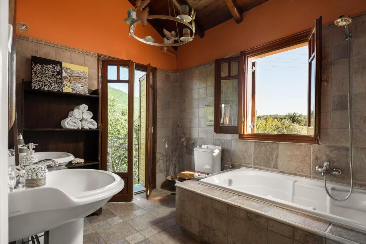 Beachfront Villa Meliti Άγιος Ματθαίος Εξωτερικό φωτογραφία