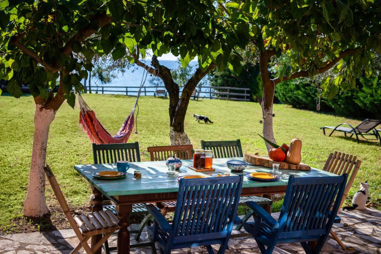 Beachfront Villa Meliti Άγιος Ματθαίος Εξωτερικό φωτογραφία