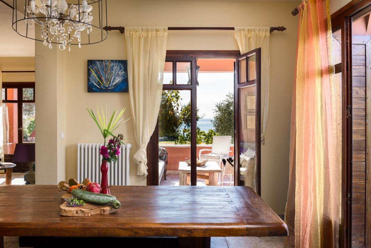 Beachfront Villa Meliti Άγιος Ματθαίος Εξωτερικό φωτογραφία