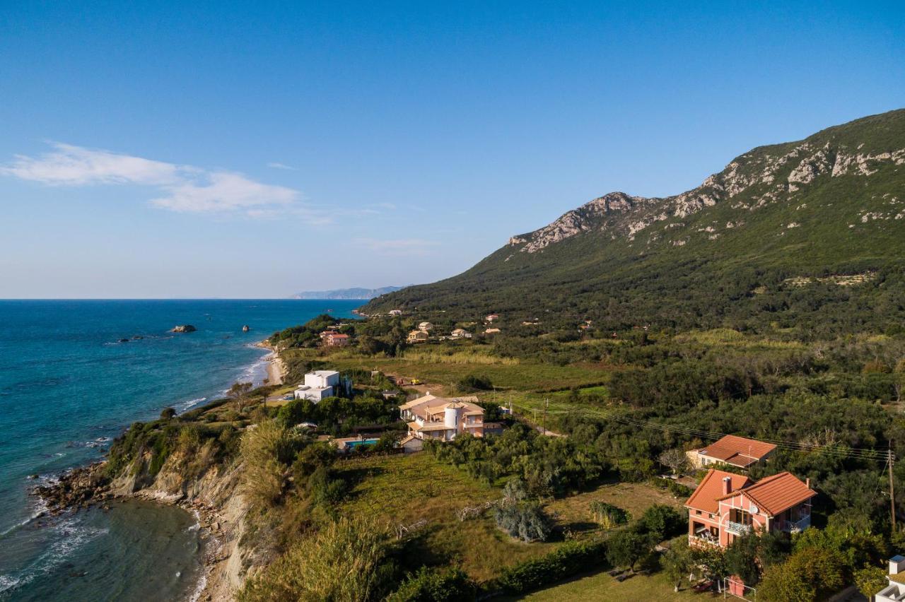 Beachfront Villa Meliti Άγιος Ματθαίος Εξωτερικό φωτογραφία